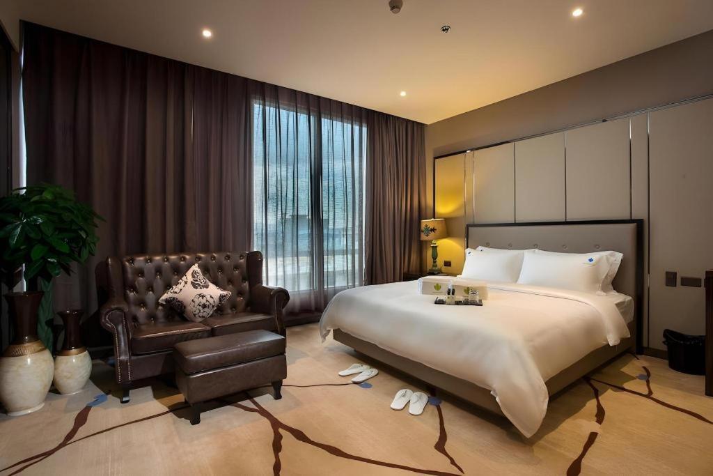 Lotus Blu Hotel Легаспи Экстерьер фото
